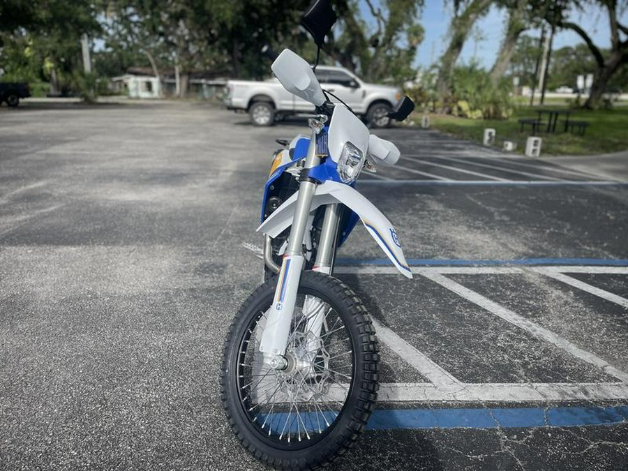 2025 Husqvarna® FE 350s Heritage