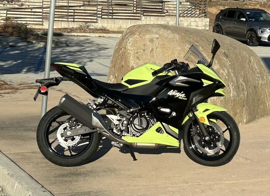 2026 Kawasaki Ninja 500 SE ABS