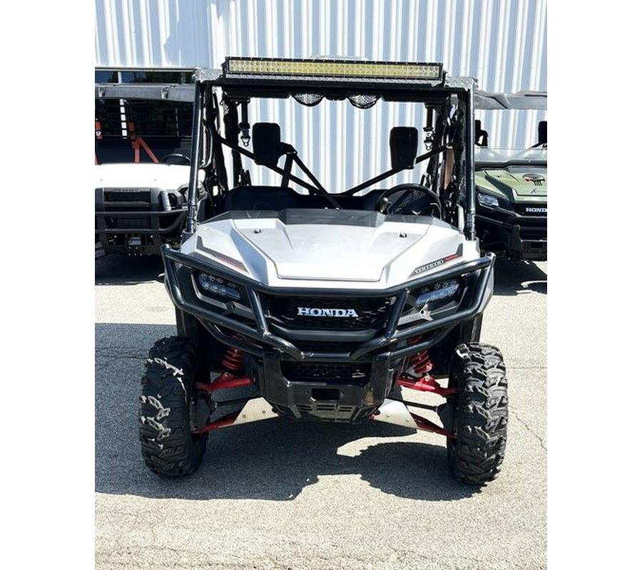 2019 Honda® Pioneer 1000-5 LE