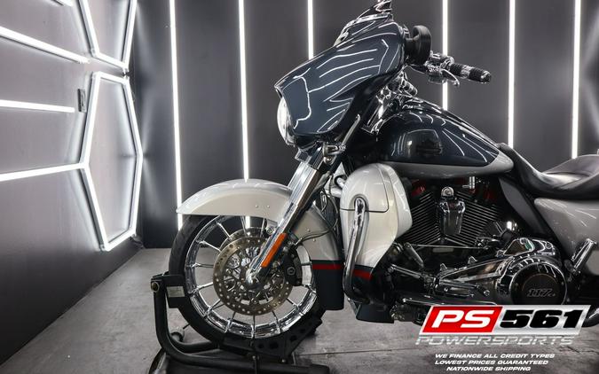 2019 Harley-Davidson CVO™ Street Glide®