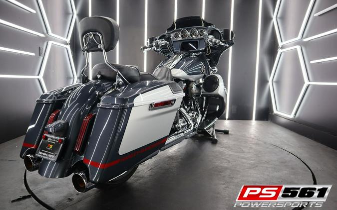 2019 Harley-Davidson CVO™ Street Glide®