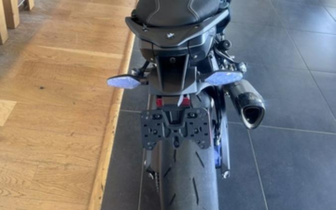 2026 BMW M 1000 XR Aurelius Green Metallic Matte