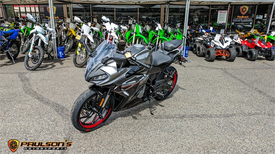 2023 CFMOTO 300 SS