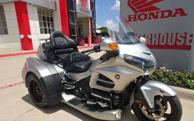 2016 Honda® Motor Trike Gold Wing - Tour 6 Speed Razor