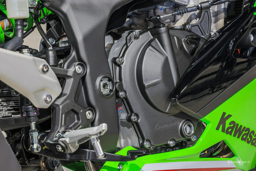 2024 Kawasaki Ninja® ZX™-4RR ABS KRT Edition ABS