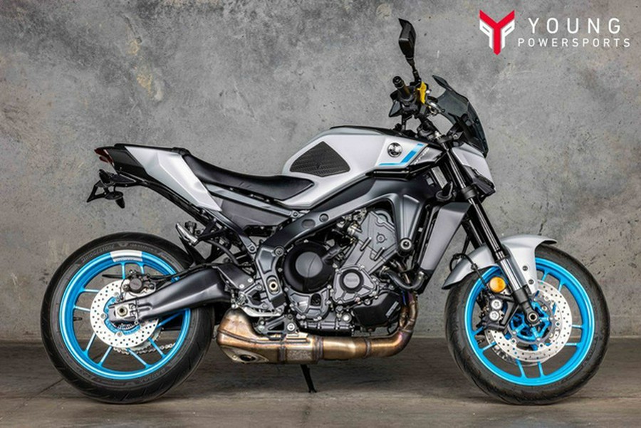 2025 Yamaha MT-09 09