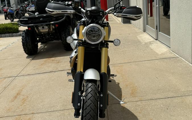2025 Triumph SCRAMBLER 1200 XE