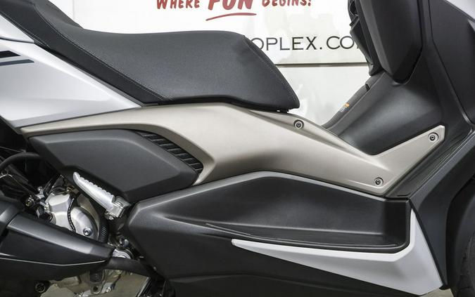 2024 Yamaha XMAX