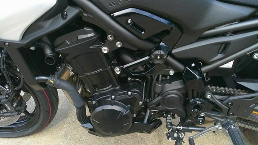 2025 Kawasaki Z900 ABS Metallic Spark Black/Metallic Carbon Gray