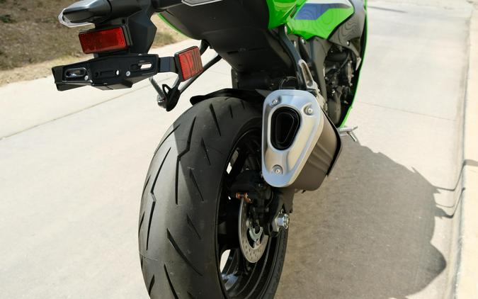 2026 KAWASAKI NINJA ZX6R