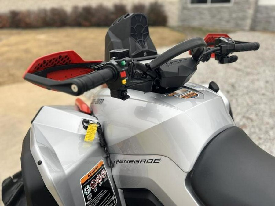 2026 Can-Am® Renegade X mr 1000 R Hyper Silver & Legion Red
