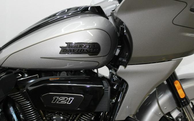 2023 Harley-Davidson® CVO™ Road Glide™ DARK PLATINUM