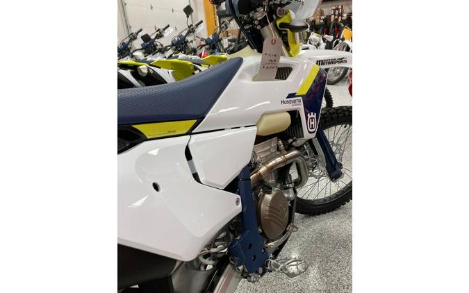 2025 Husqvarna Motorcycles FE 350s