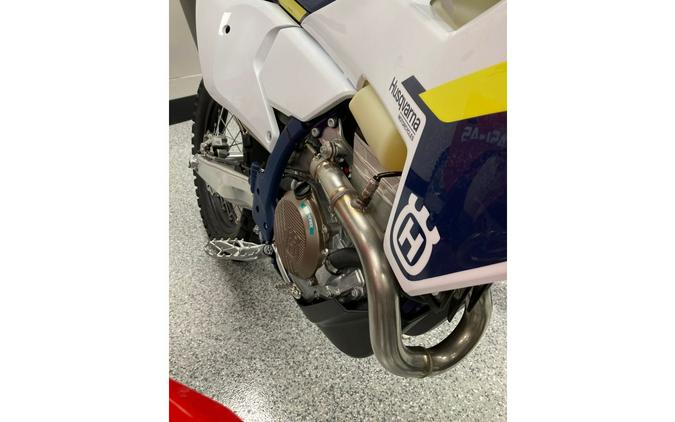 2025 Husqvarna Motorcycles FE 350s