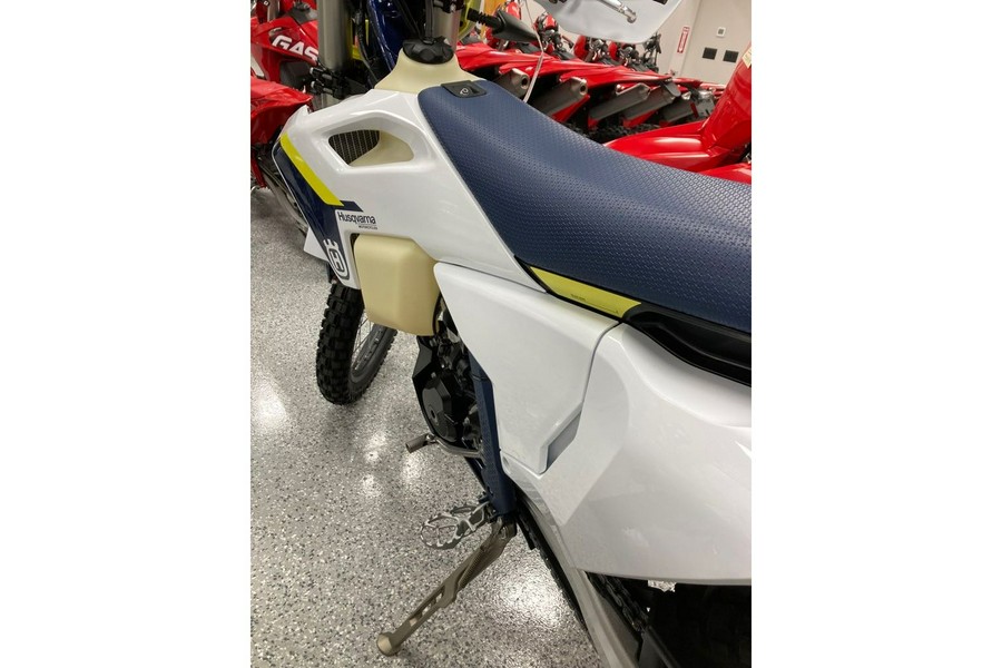 2025 Husqvarna Motorcycles FE 350s