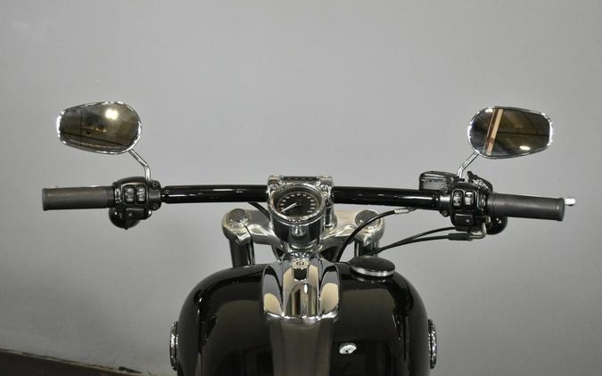 2014 Harley-Davidson Breakout