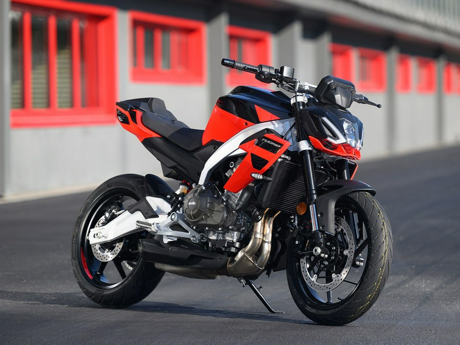 2026 Aprilia Tuono 457