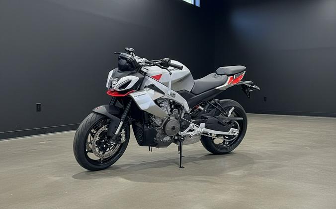 2026 Aprilia Tuono 457