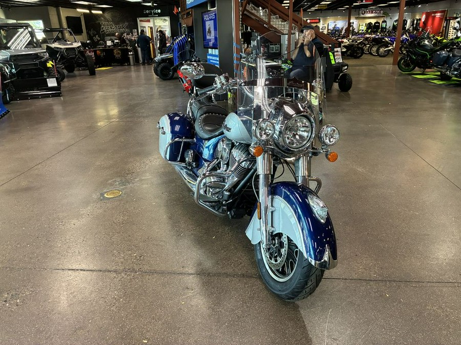 2017 Indian Motorcycle® Springfield™ Blue Sapphire Over Star Silver