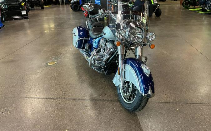 2017 Indian Motorcycle® Springfield™ Blue Sapphire Over Star Silver