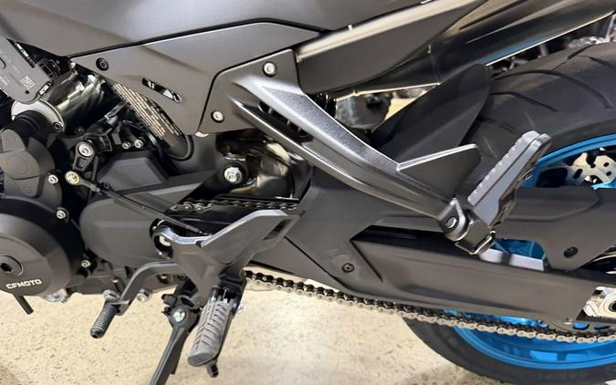 2026 CFMOTO 800NK