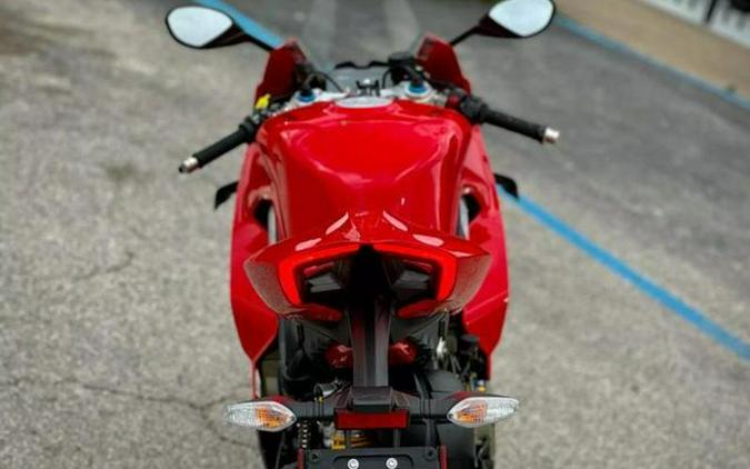 2022 Ducati Panigale V4 S