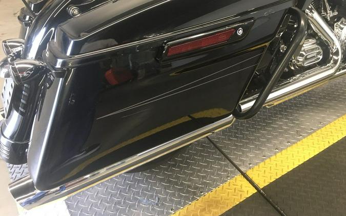 2016 Harley-Davidson® FLHXS - Street Glide® Special