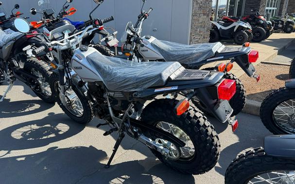 2027 Yamaha TW 200