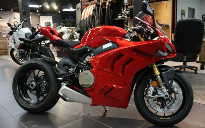 2023 Ducati Panigale V4 S