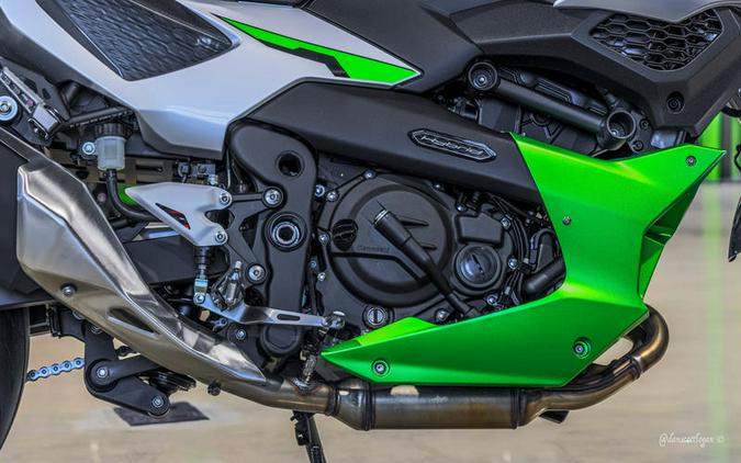 2024 Kawasaki Z7 Hybrid ABS