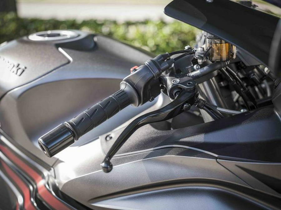 2023 Kawasaki Ninja® ZX™-14R ABS