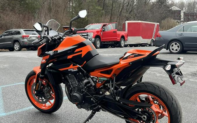 2022 KTM 890 Duke GP