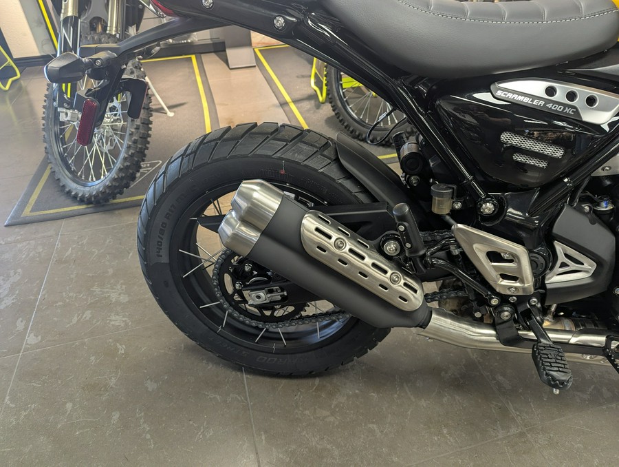 2026 Triumph Scrambler 400 XC