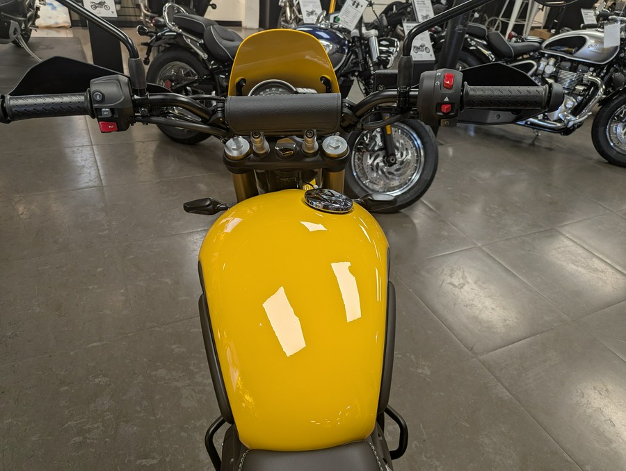 2026 Triumph Scrambler 400 XC