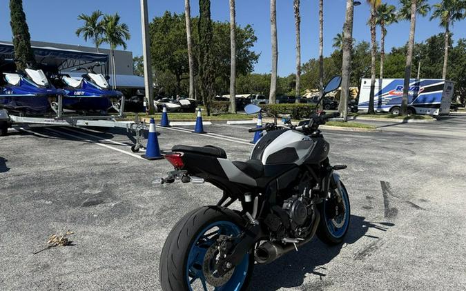 2025 Yamaha MT 07