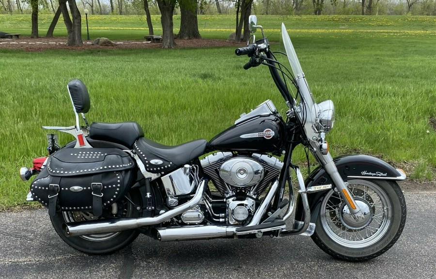 2002 Harley-Davidson Heritage Softail® Classic Vivid Black