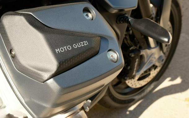 2025 Moto Guzzi V100 Mandello Wind Tunnel 1000