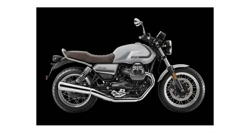 2021 Moto Guzzi V7 Special E5 Review (18 Fast Facts)