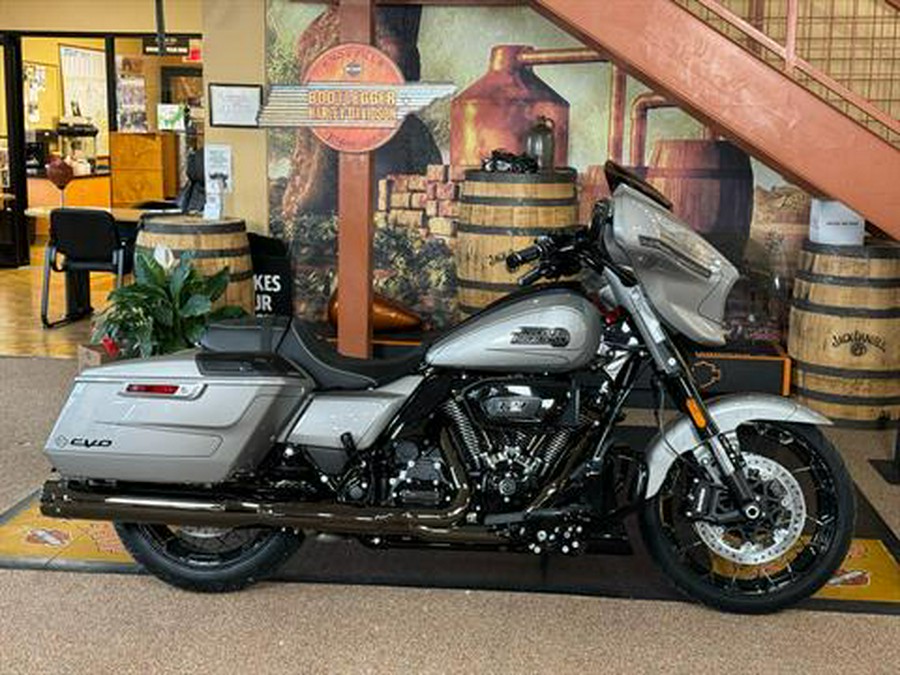 2023 Harley-Davidson CVO™ Street Glide®