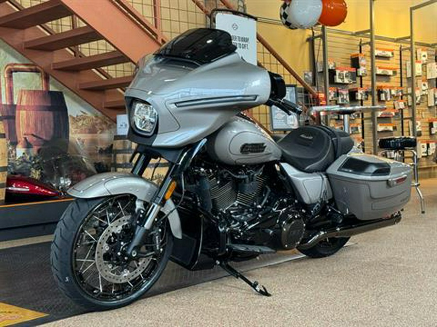 2023 Harley-Davidson CVO™ Street Glide®