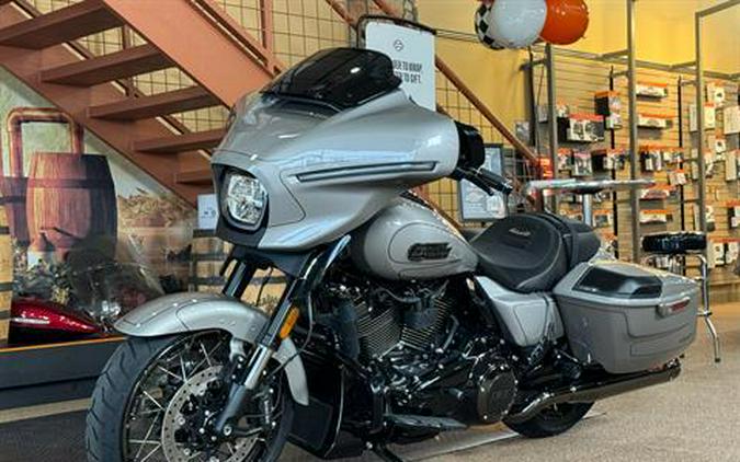 2023 Harley-Davidson CVO™ Street Glide®