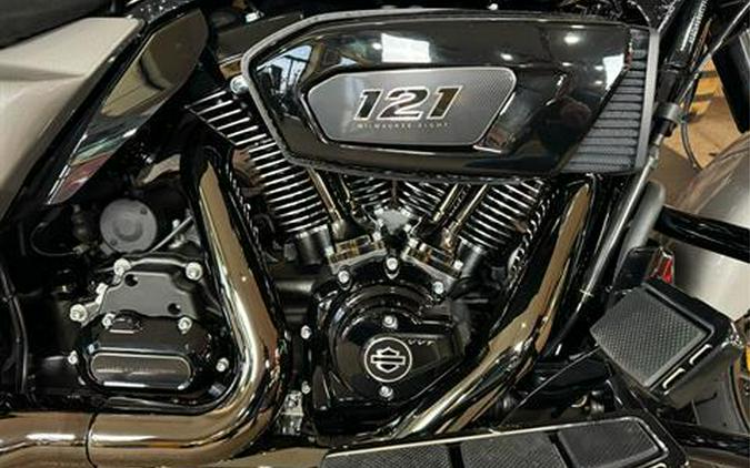 2023 Harley-Davidson CVO™ Street Glide®