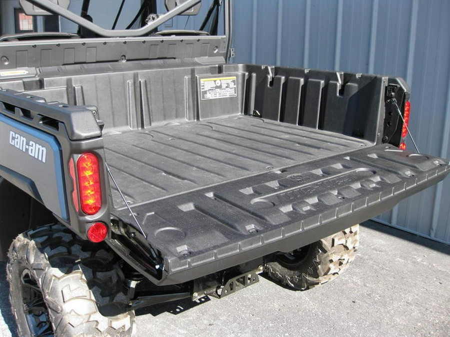 2025 Can-Am® Defender MAX XT HD9