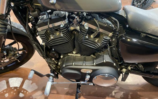 XL 883N 2022 Iron 883