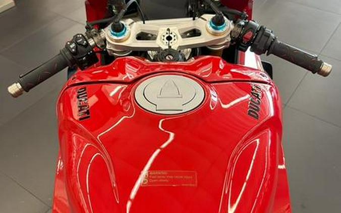 2024 Ducati Panigale V4 S Red