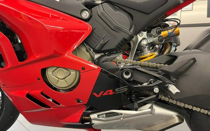 2024 Ducati Panigale V4 S Red