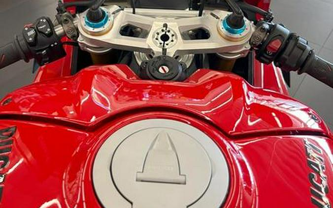 2024 Ducati Panigale V4 S Red