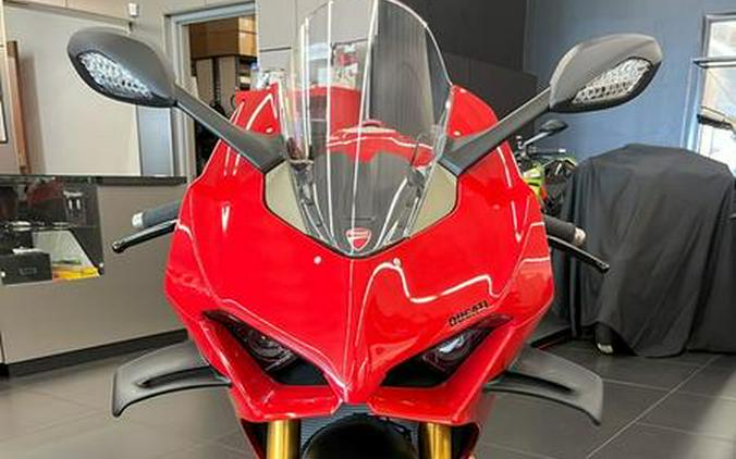 2024 Ducati Panigale V4 S Red