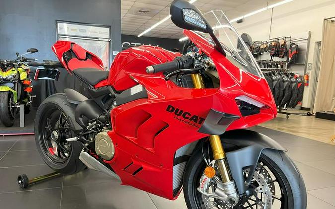 2024 Ducati Panigale V4 S Red