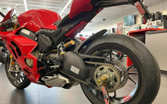 2024 Ducati Panigale V4 S Red